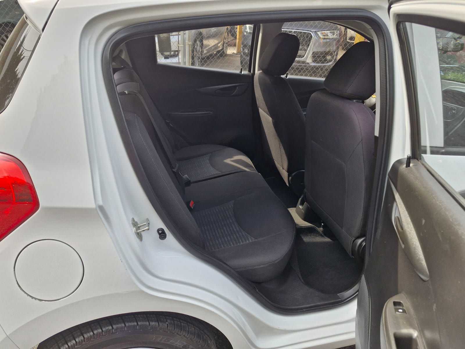 Chevrolet Spark 2016 LT PAQ. B NUEVA GENERACION Manual Blanco