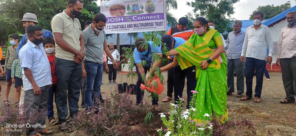 JOSHConnect Foundation Tree Plantation in Rural Maharashtra