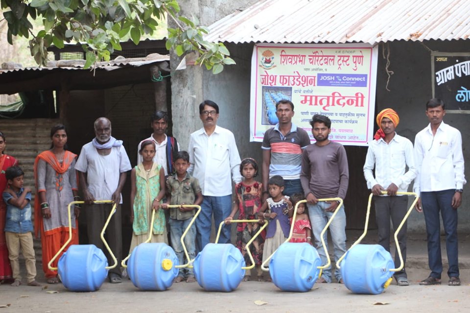 JOSHConnect Foundation Water Wheel Distribution to Families in Rural Maharashtra