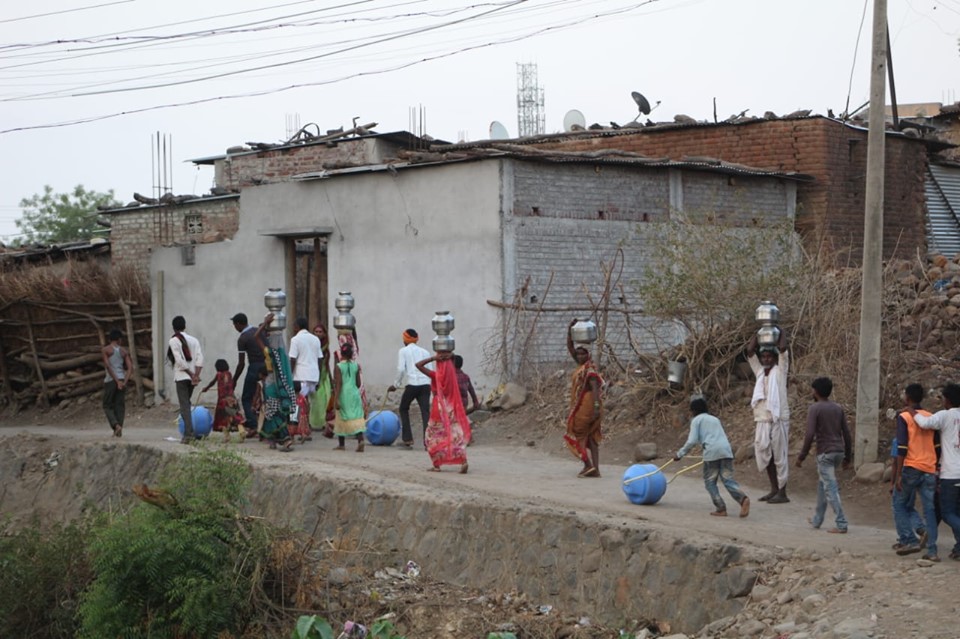 JOSHConnect Foundation Water Wheel Distribution to Families in Rural Maharashtra