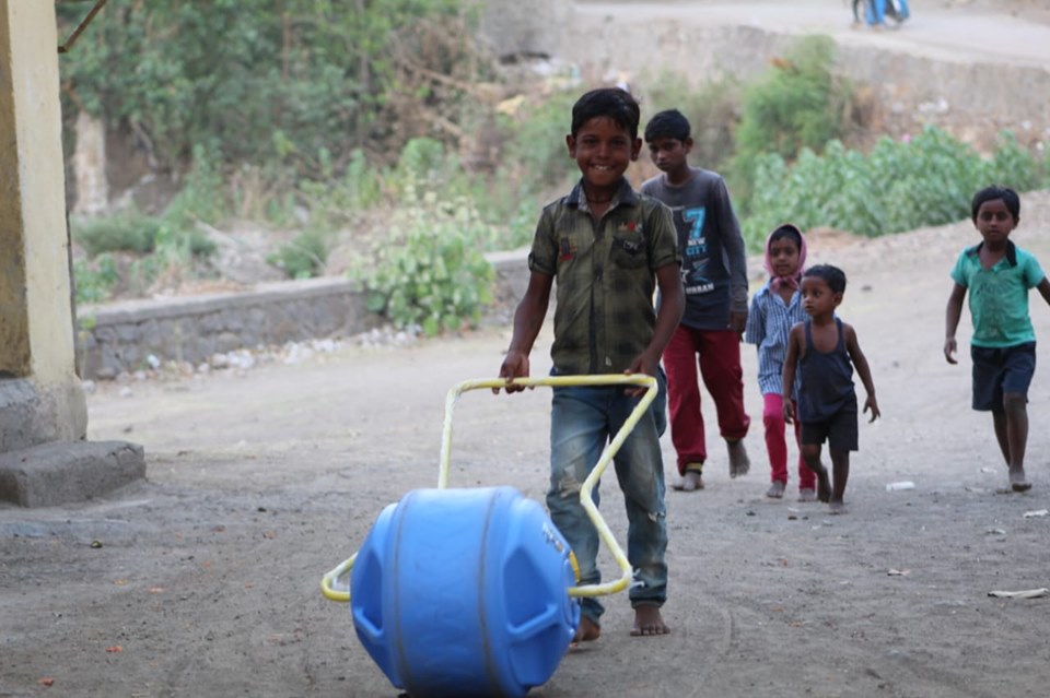 JOSHConnect Foundation Water Wheel Distribution to Families in Rural Maharashtra