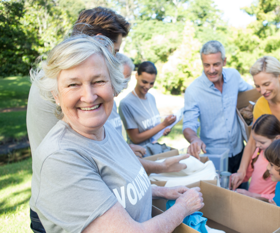 group of friends volunteering together