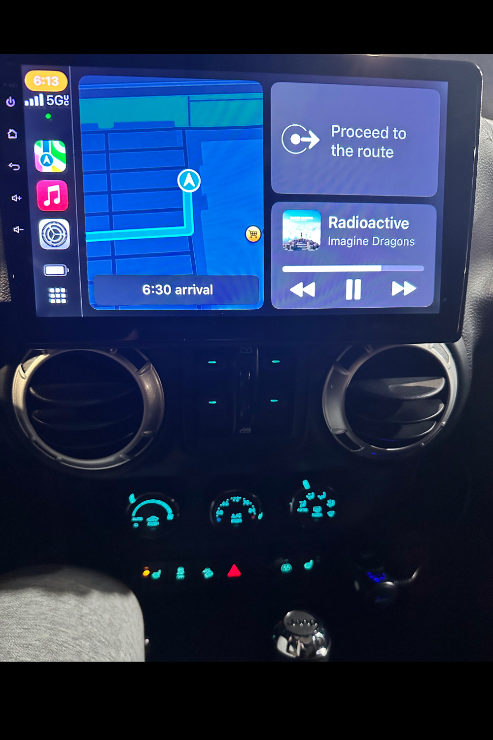 Beginner-Friendly Jeep Stereo Upgrade – AWESAFE with CarPlay & Camera