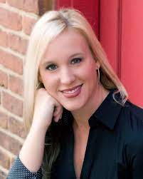 Erika Robuck best selling historical fiction author on The Joys of Binge Reading Podcast.