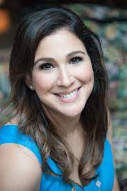 Author Brenda Janowitz on The Joys of Binge Reading talking about The Liz Taylor Ring