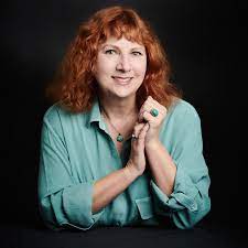 Adrienne Chinn, interior decorator and best selling novelist, on The Joys of Binge Reading podcast.