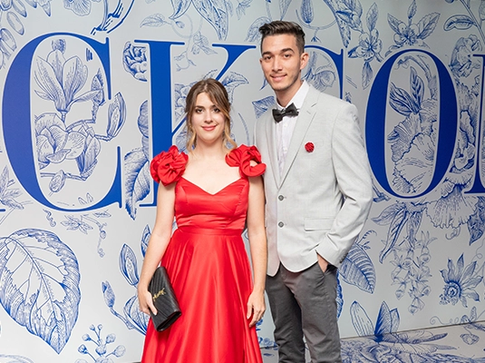 One couple posing at the Jackson Health gala