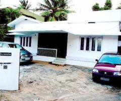 3 BR – OLD HOUSE FOR SALE WITHIN THRISSUR CORPORATION