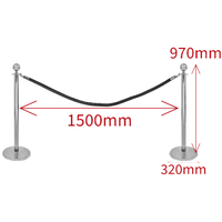 Set stalp de limitare tip ROYAL, culoare cromata, compus din 2 stalpi delimitare si franghie de culoare neagra 1.5 m 