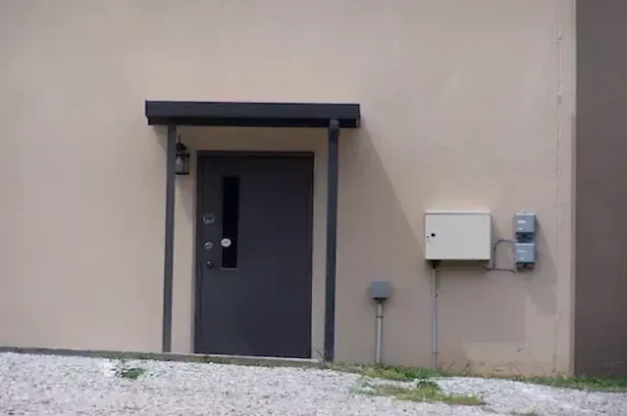 Pintu Aluminium.webp