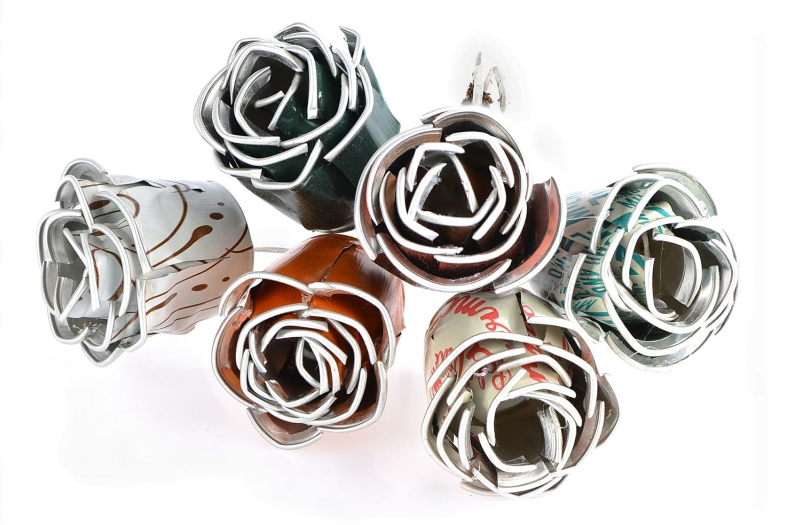 Roses made of coffee capsules