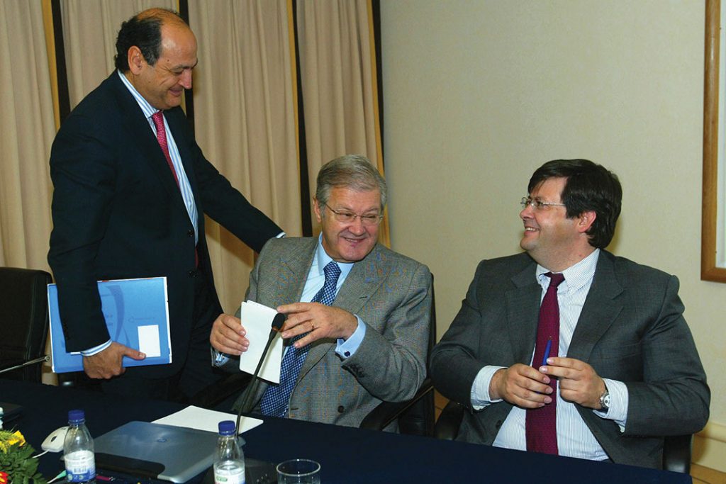 Luís Palha da Silva, Alexandre Soares dos Santos and Pedro Soares dos Santos at the Jerónimo Martins’ Annual Results Press Conference, in March 2005.