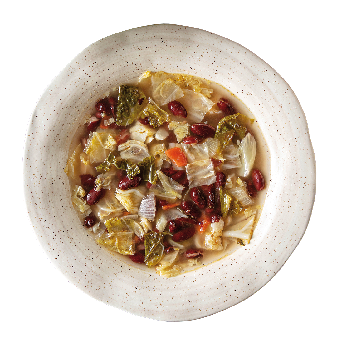 Originating in the inland north, this red bean soup with savoy cabbage has no animal protein.