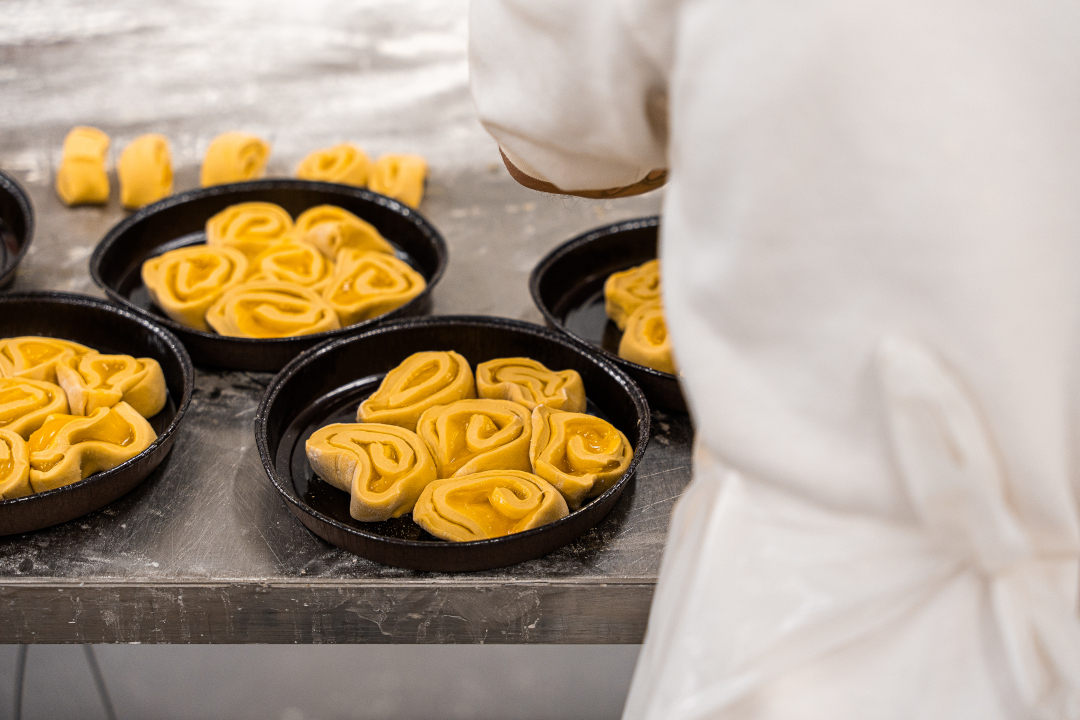 Pastry making at jerónimo martins factory