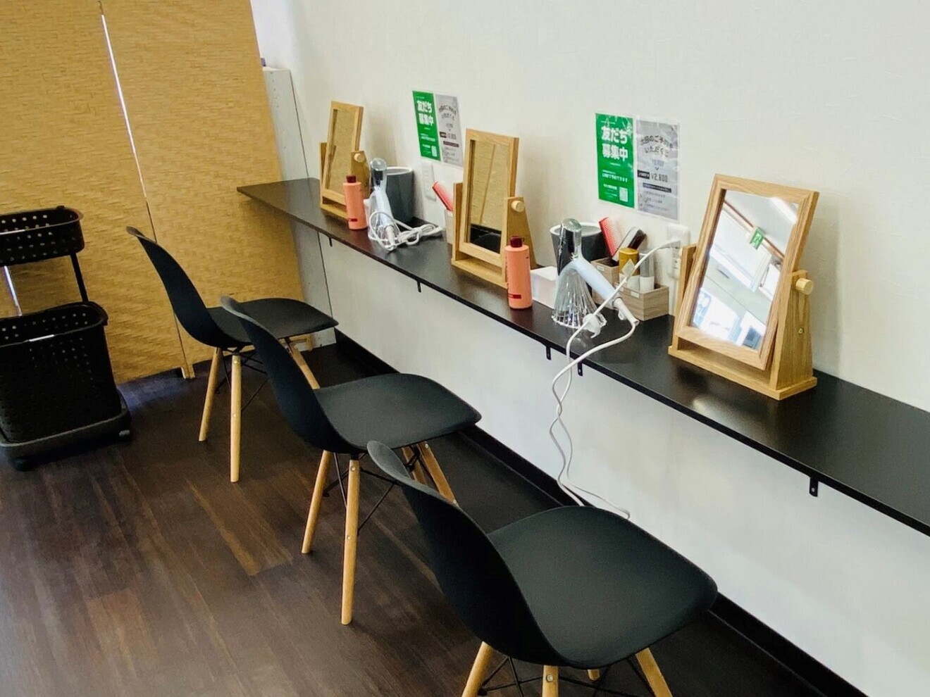 新規オープンにつき増員！リタッチカラー専門店／美容師
