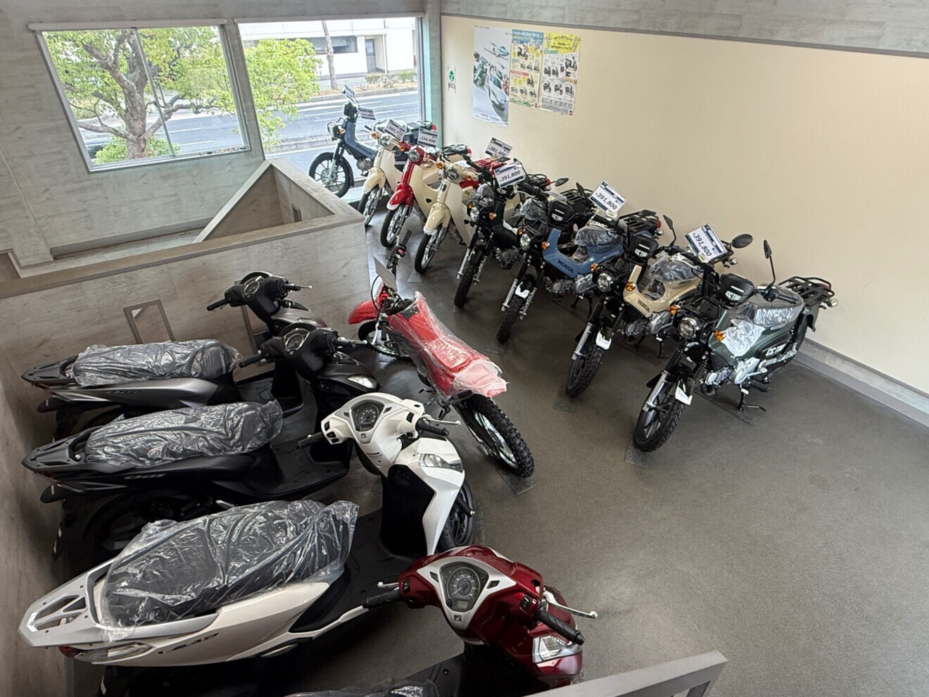 【未経験歓迎】バイクショップを支える受付・接客・事務スタッフ