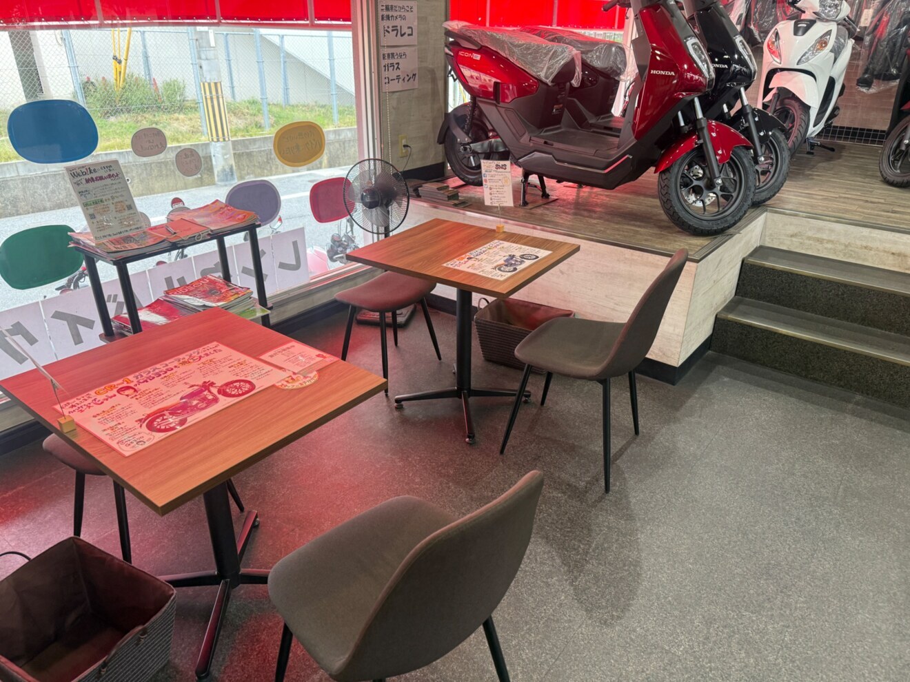 【未経験歓迎】バイクショップを支える受付・接客・事務スタッフ