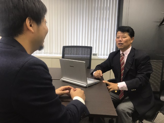 麹町パートナーズ伊藤紳との会話風景