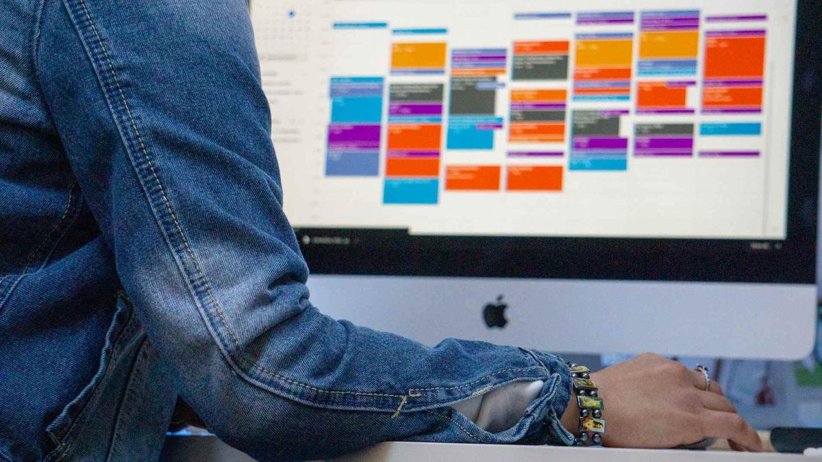 10 calendar management tips to better schedule your time at work