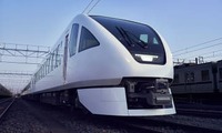 「新型特急「スペーシア X」がまもなく1周年　東武鉄道が記念乗車券発売」の画像