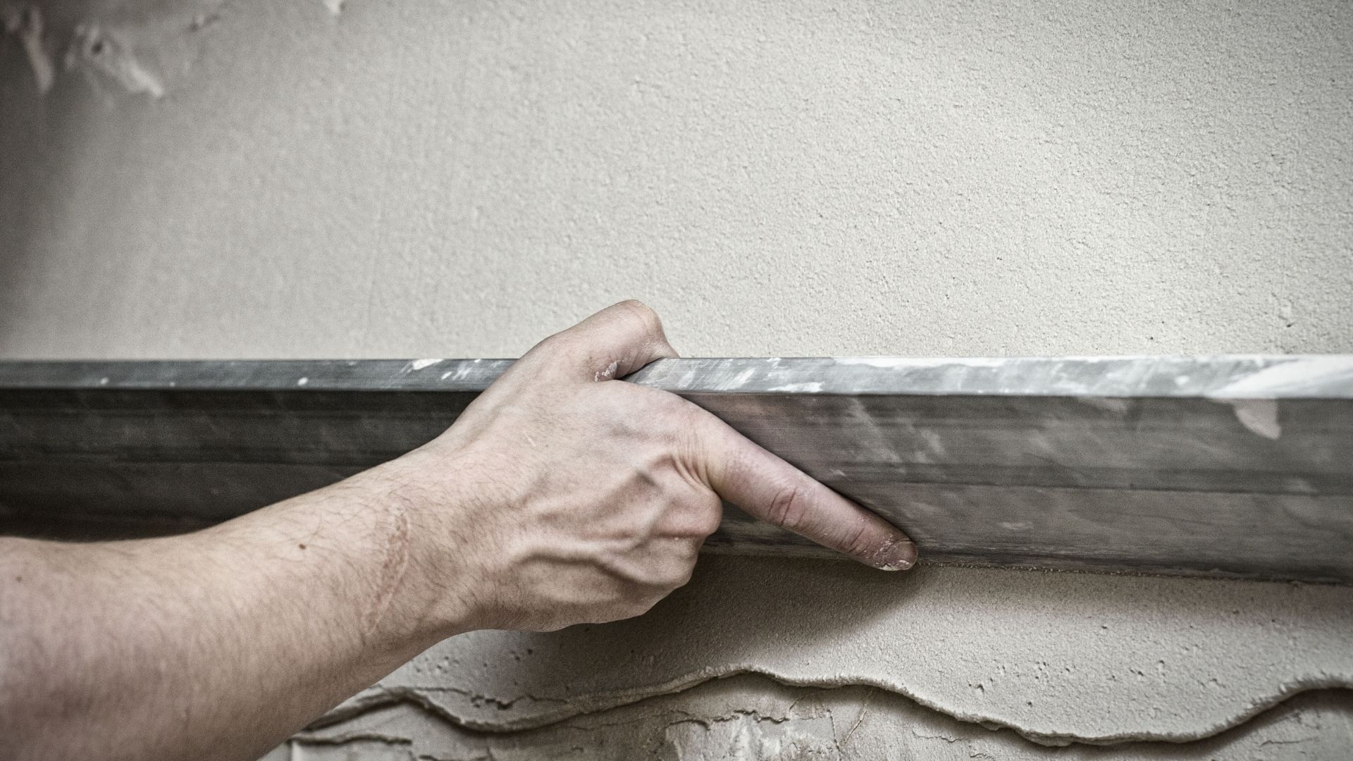 Vakolat simítása közelről