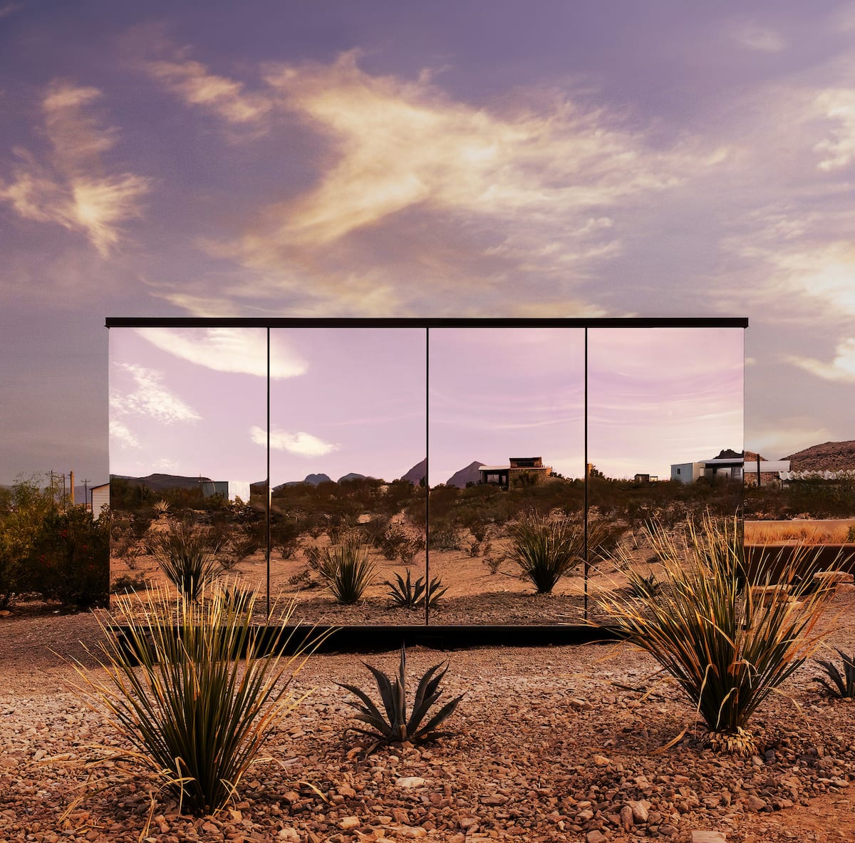 Image 24 of Mirror Cabin — Min from Big Bend