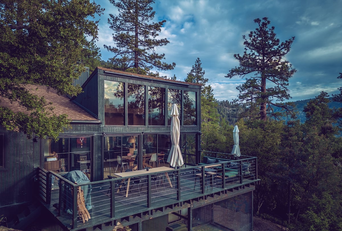 Image 20 of Spectacular Designer Treehouse with Mountain Views