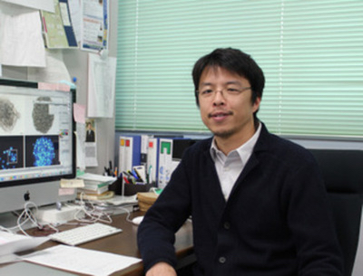 世界で初めて野生動物の生殖細胞作製に成功した大阪大学の林克彦教授。&nbsp; &nbsp; &nbsp;大阪大学 提供