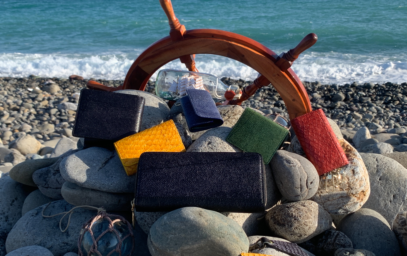 Fish skin leather wallets. &nbsp; &nbsp; Source: Ocean Leather