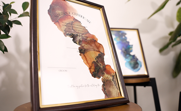 Two examples of the alcohol ink art certificates. &nbsp; &nbsp; Source: J-STORIES
