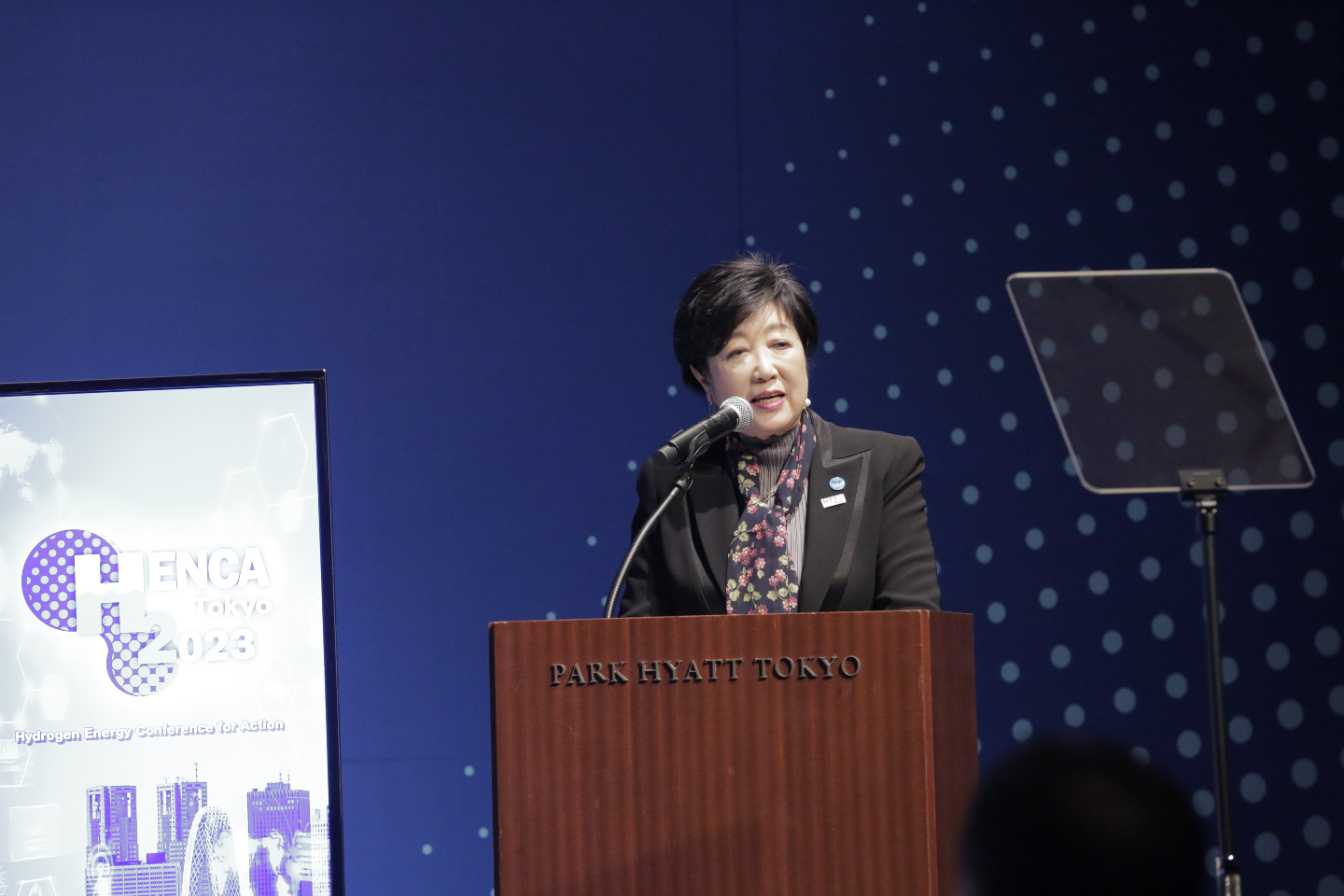Tokyo Governor Yuriko Koike delivers a speech at HENCA Tokyo 2023.&nbsp; &nbsp; &nbsp;By Desiderio Luna
