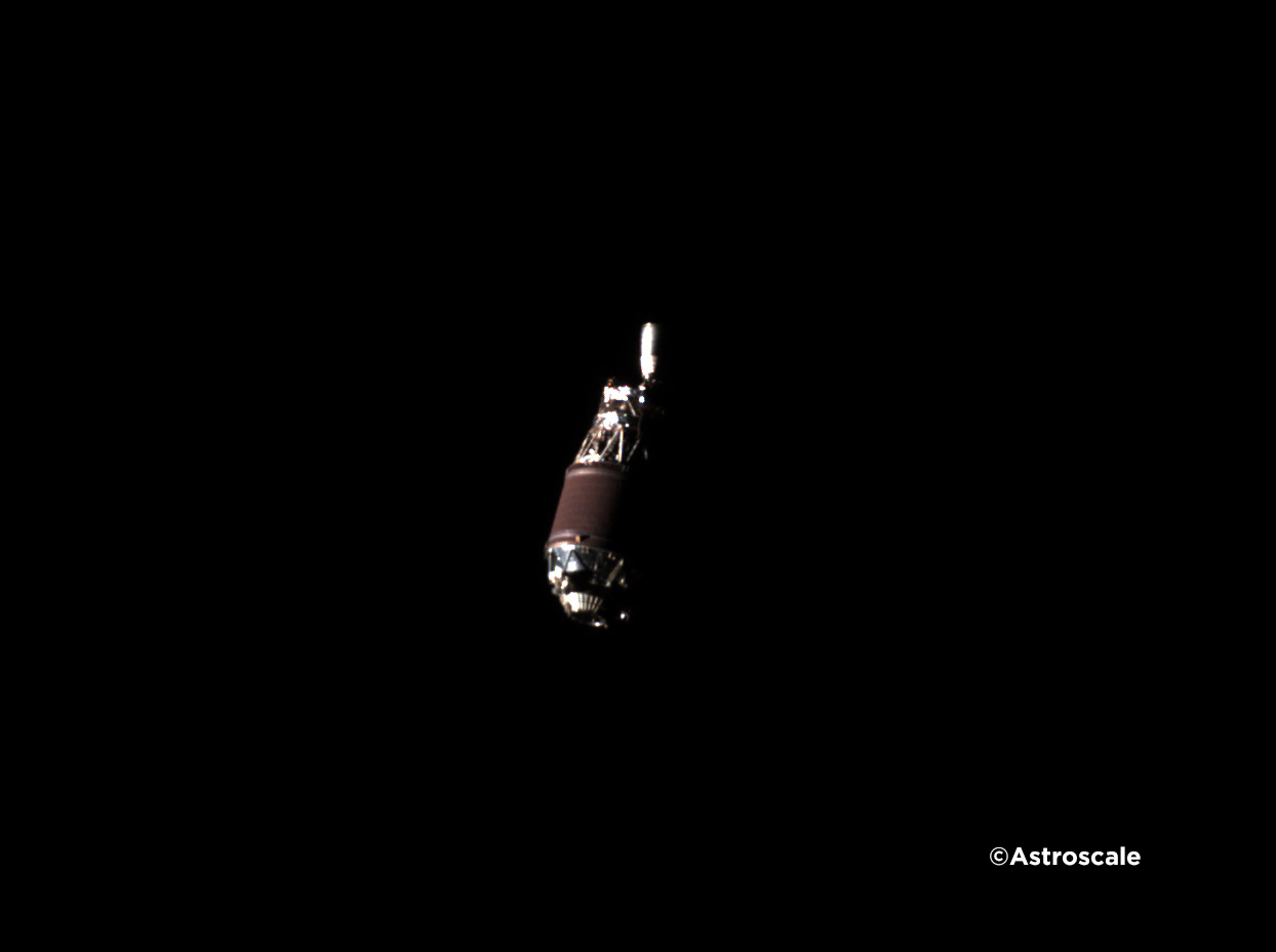 the first photo of the large size space debris in orbit.It shows the upper stage of the H-IIA Launch Vehicle No. 15, which launched the Greenhouse Gases Observing Satellite "IBUKI" (GOSAT) in January 2009. After the launch, this part remained in orbit as a large floating debris.It is about 11 meters in length, 4 meters in diameter, and about 3 tons in weight. source: Astroscale Holdings