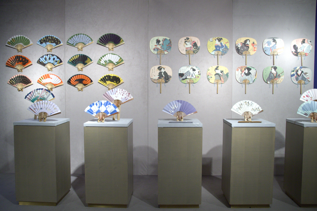 Edo fans created by Ibasen, a business that was founded in 1590.&nbsp; &nbsp; &nbsp;Photos by J-Stories (Emi Takahata)　 