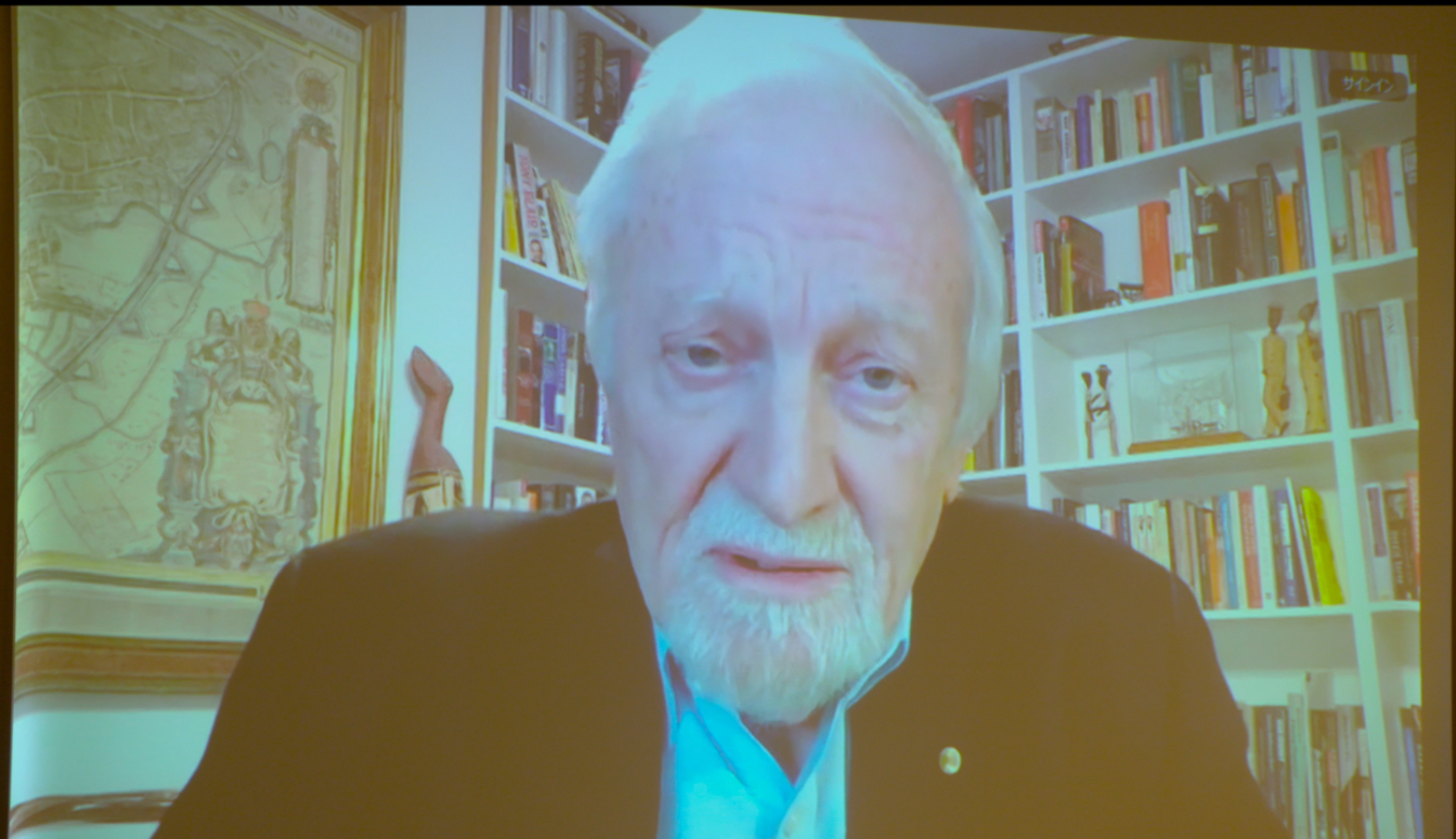 Gareth Evans, Special Laureate Professor at the Australian National University and former Australian Foreign Minister, joins the press conference.