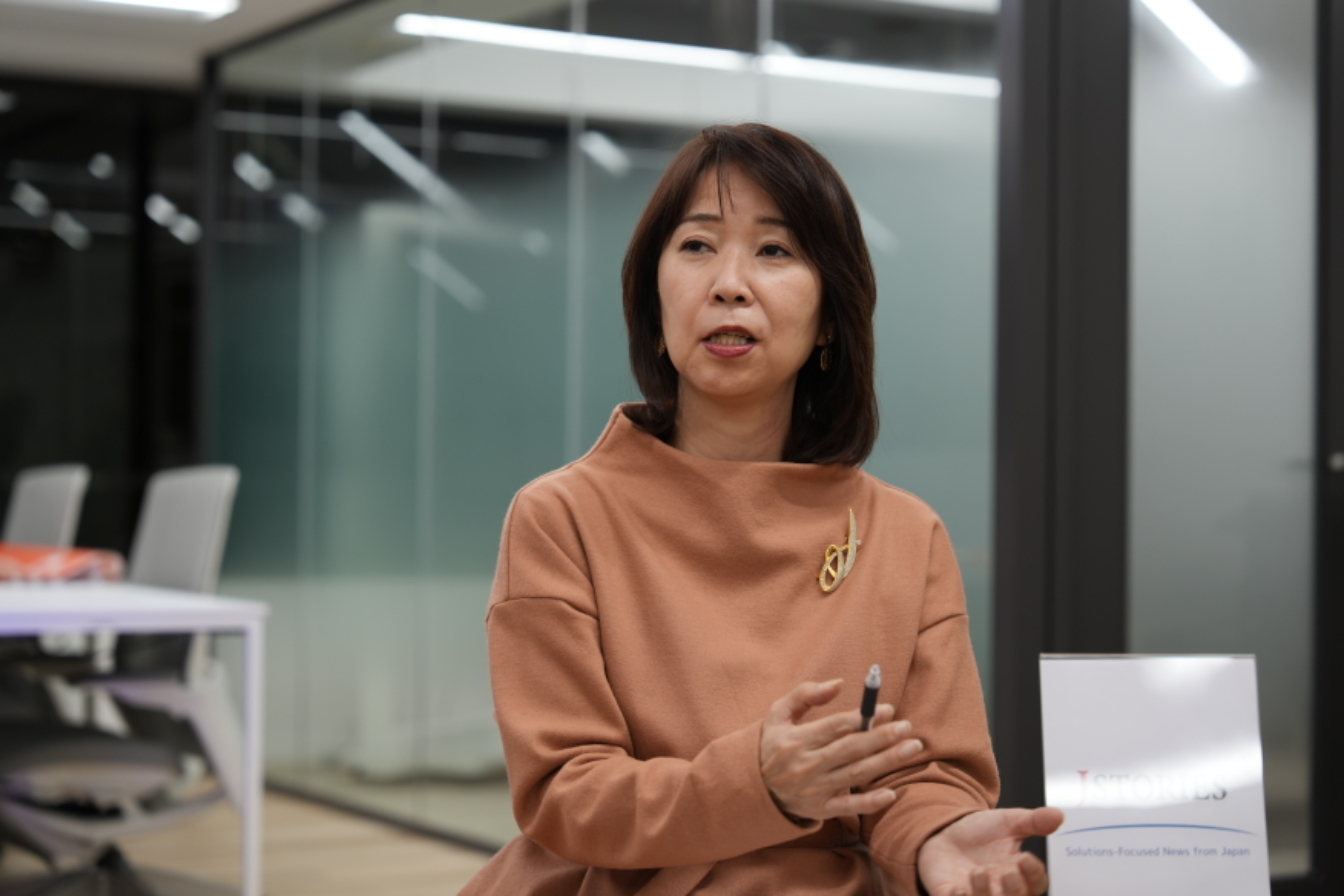 大門小百合：編集顧問　ジャーナリスト、前ジャパンタイムズ執行役員・編集局長・論説委員。元ダボス会議・国際メディア委員会メンバー。昭和女子大学客員教授。ビジネスインサイダージャパン編集者
