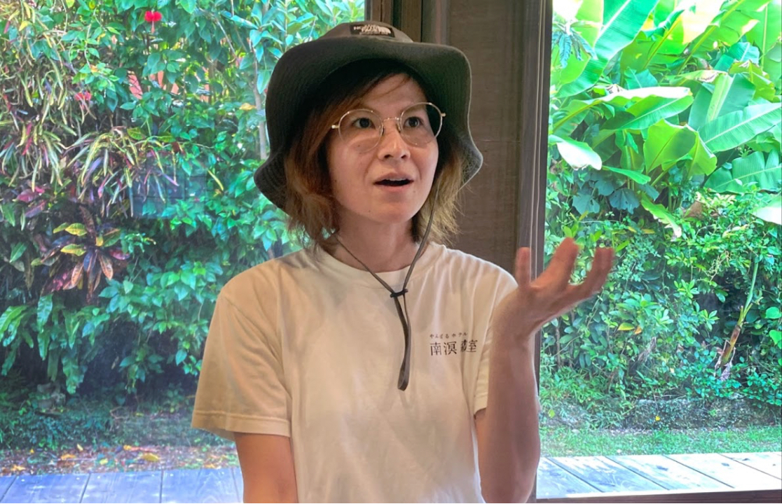 Endemic Garden Hの代表取締役である仲本いつ美さん JStories(Suvendrini Kakuchi)撮影(以下同様)