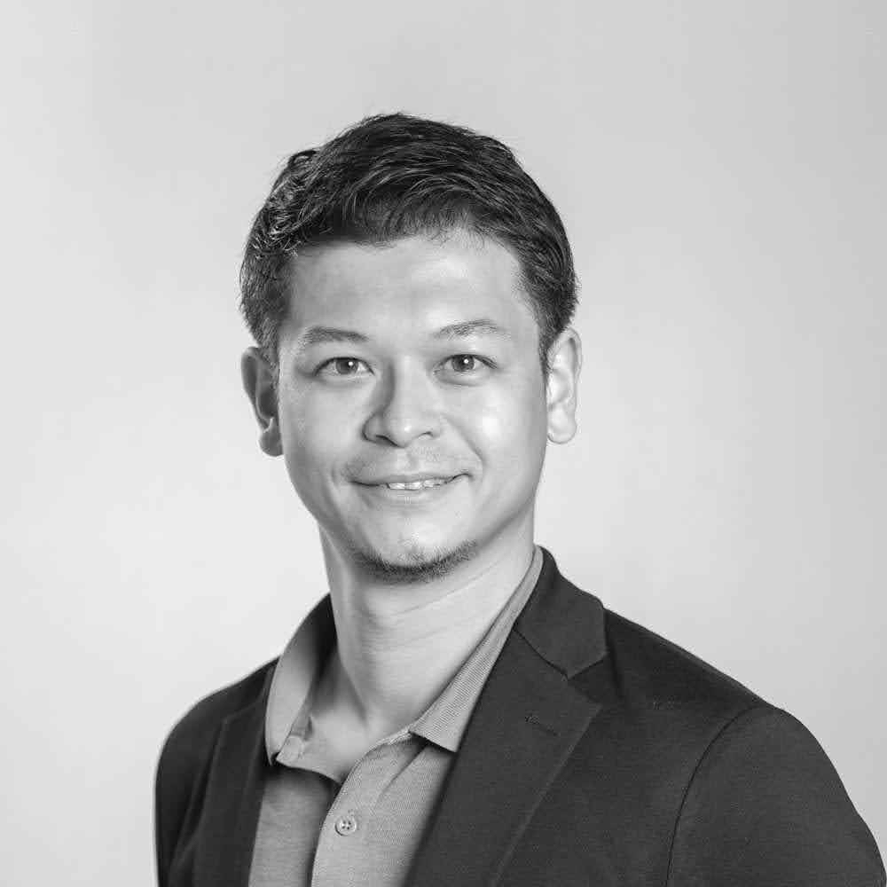 Nicolas Ito. Raised in Japan, France and the U.K. Graduated from Waseda University, and studied journalism in California, U.S.A. Specializes in the production of documentary and corporate communication videos.