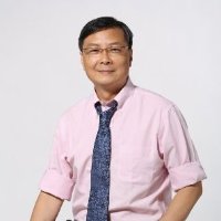 Dr. Albert Chan