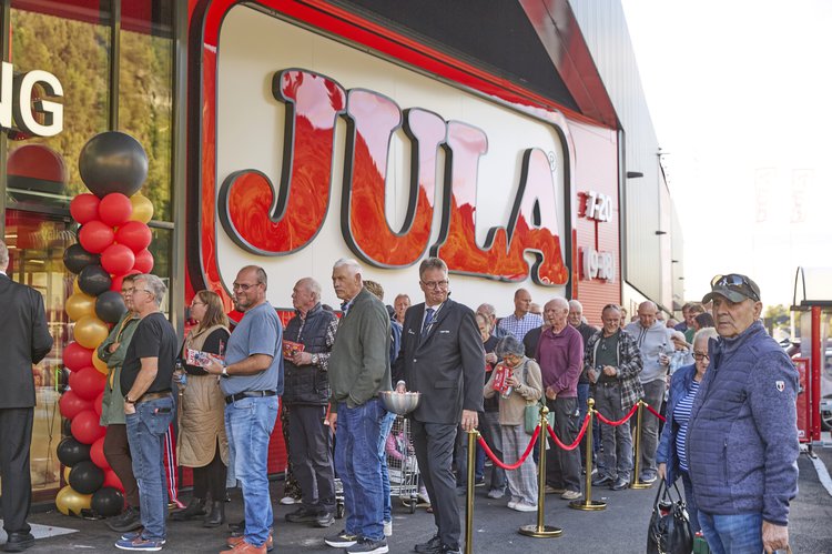 Jula.jpg