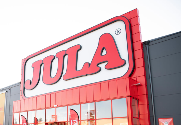 Jula Front1.png