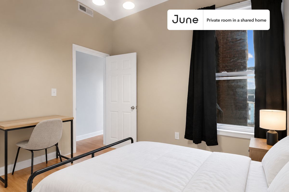Pictures of  property for rent on Linden St., Boston, MA 02134