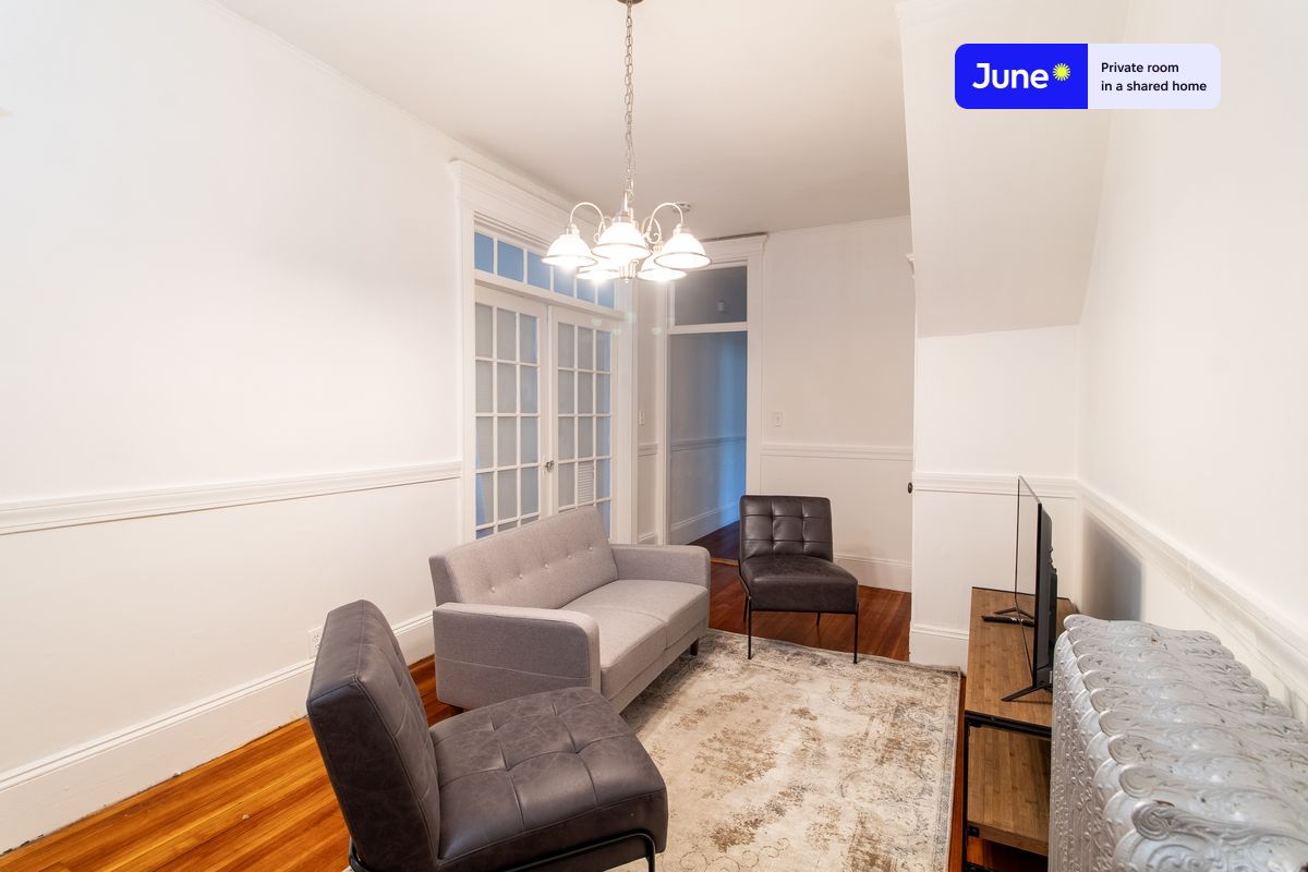 Photos of apartment on Michigan Ave.,Boston MA 02121