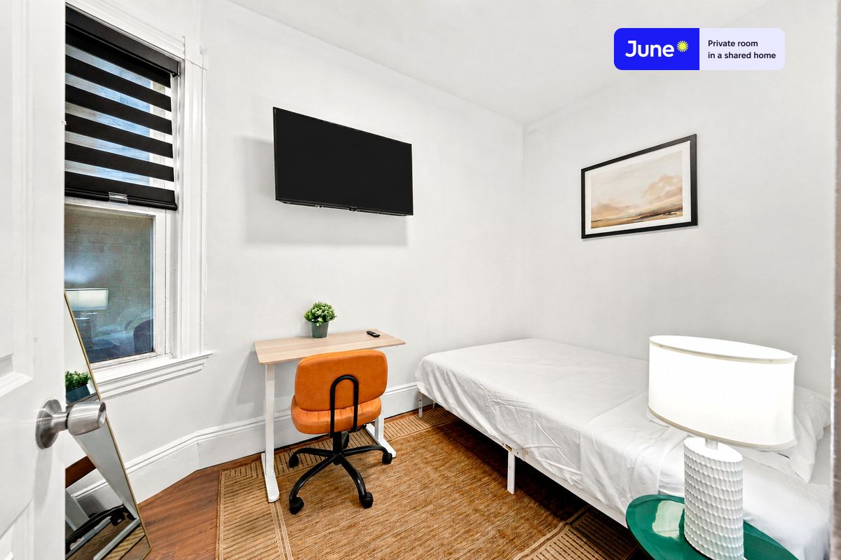 Pictures of  property for rent on Linden St., Boston, MA 02134