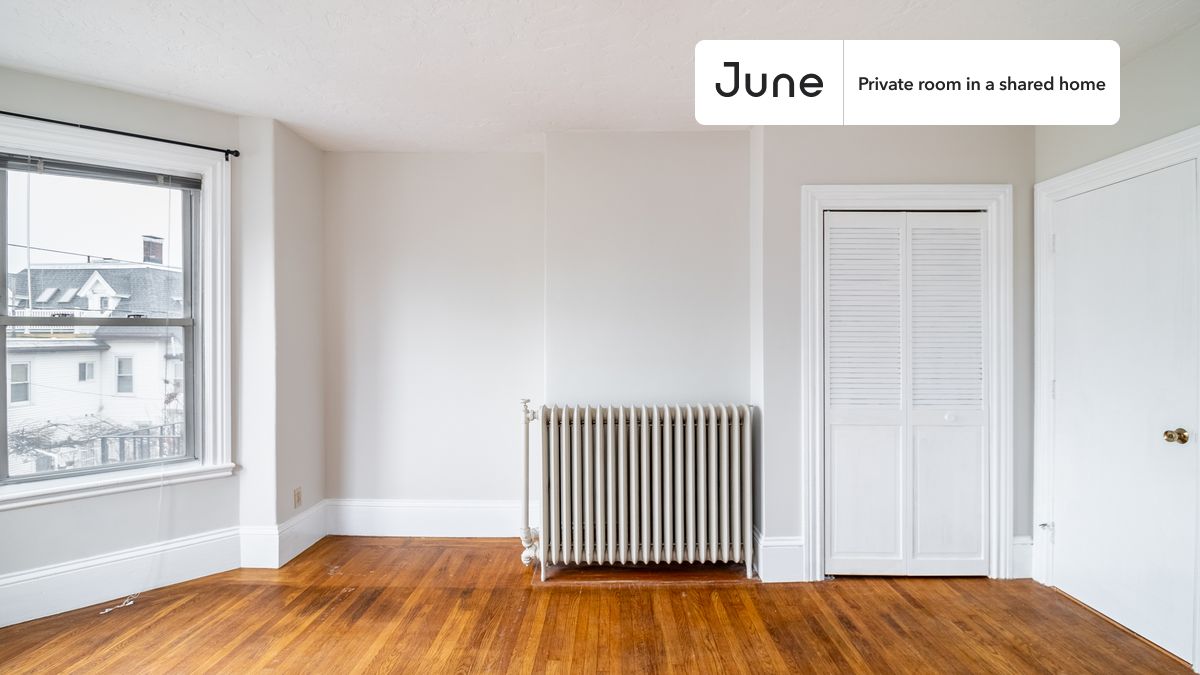 Photos of apartment on Glen St.,Boston MA 02145