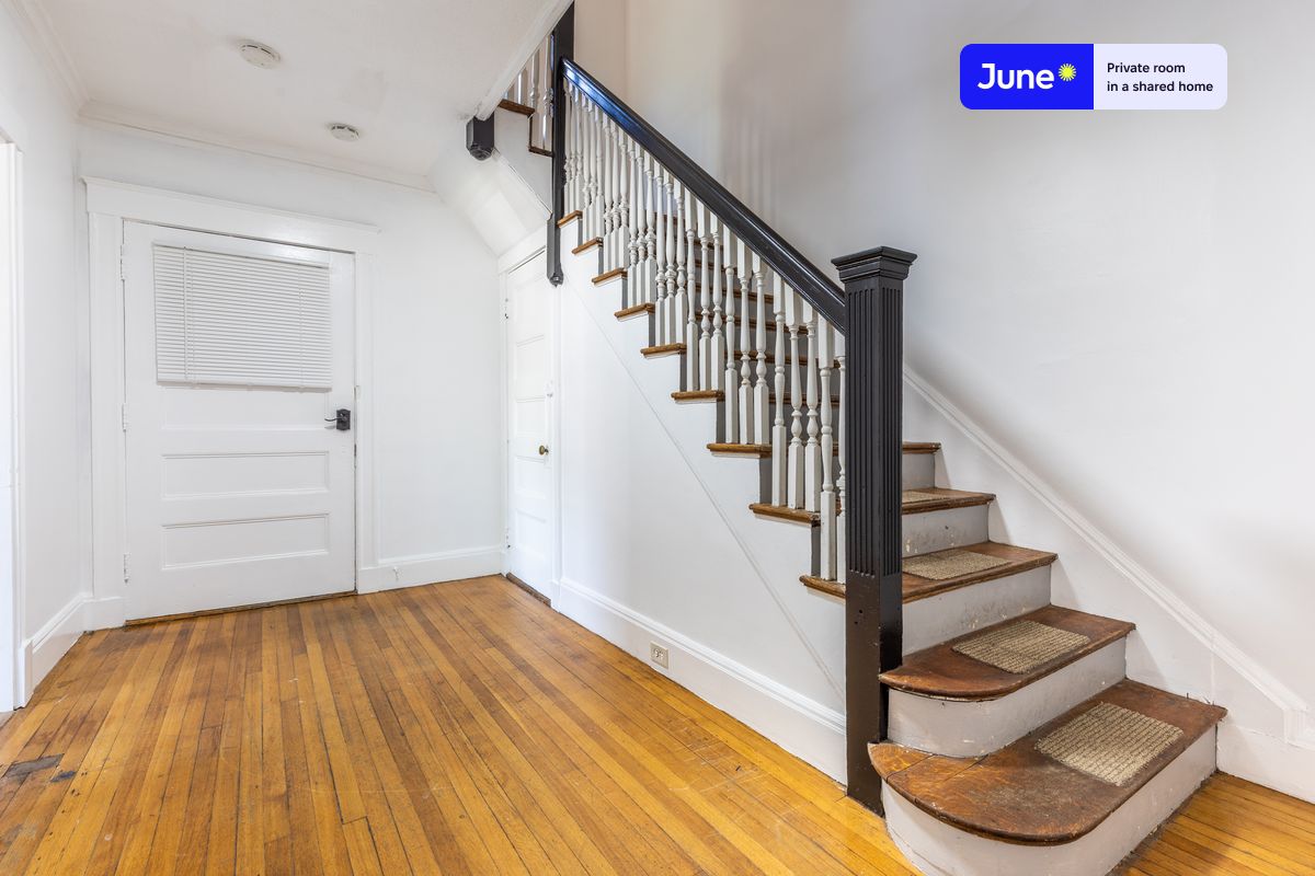 Photos of apartment on Wallingford Rd.,Boston MA 02135