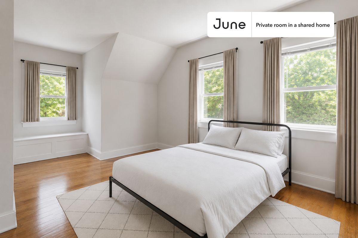 Pictures of  property for rent on Wallingford Rd., Boston, MA 02135