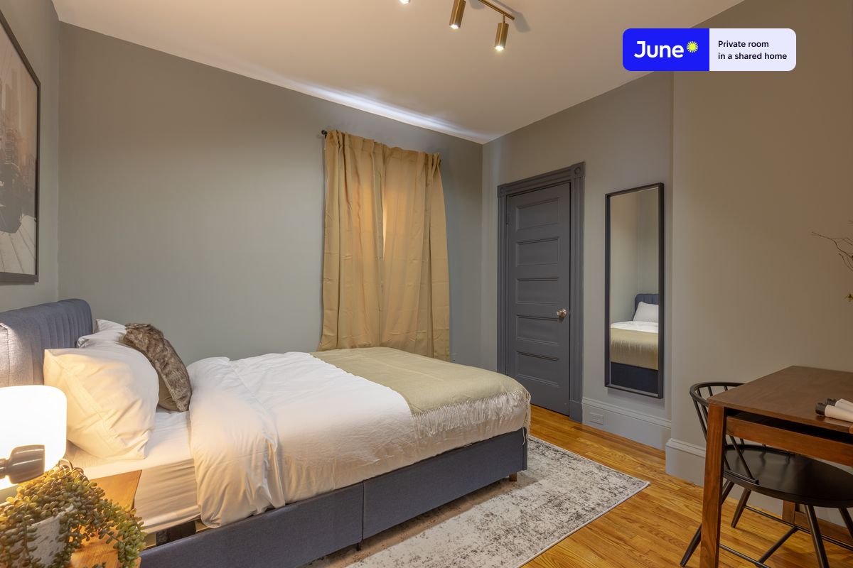 Pictures of  property for rent on Newport St., Boston, MA 02125