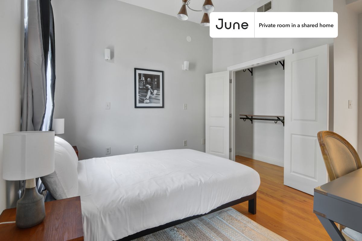 Photos of apartment on Dudley St.,Boston MA 