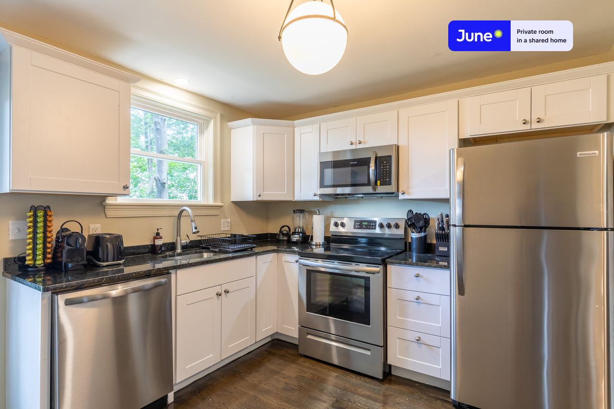 Photos of apartment on Academy Hill Rd.,Boston MA 02135