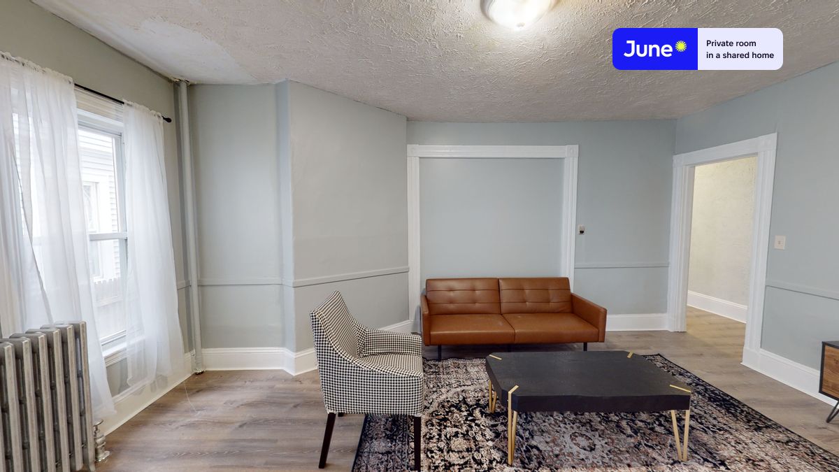 Photos of apartment on Islington St.,Boston MA 02134